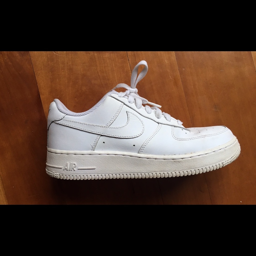 💚Original Nike Air Force 1 Low Tops 💙