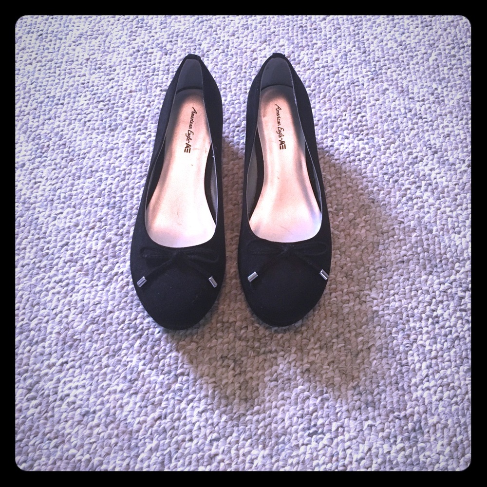 Girls black wedged shoe