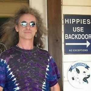 Meet your Posher, Wayne lantz