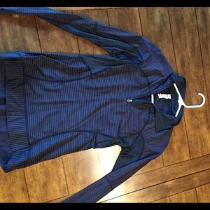 Lululemon black half zip