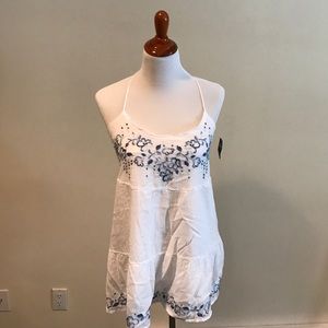 Hollister tank with tied back