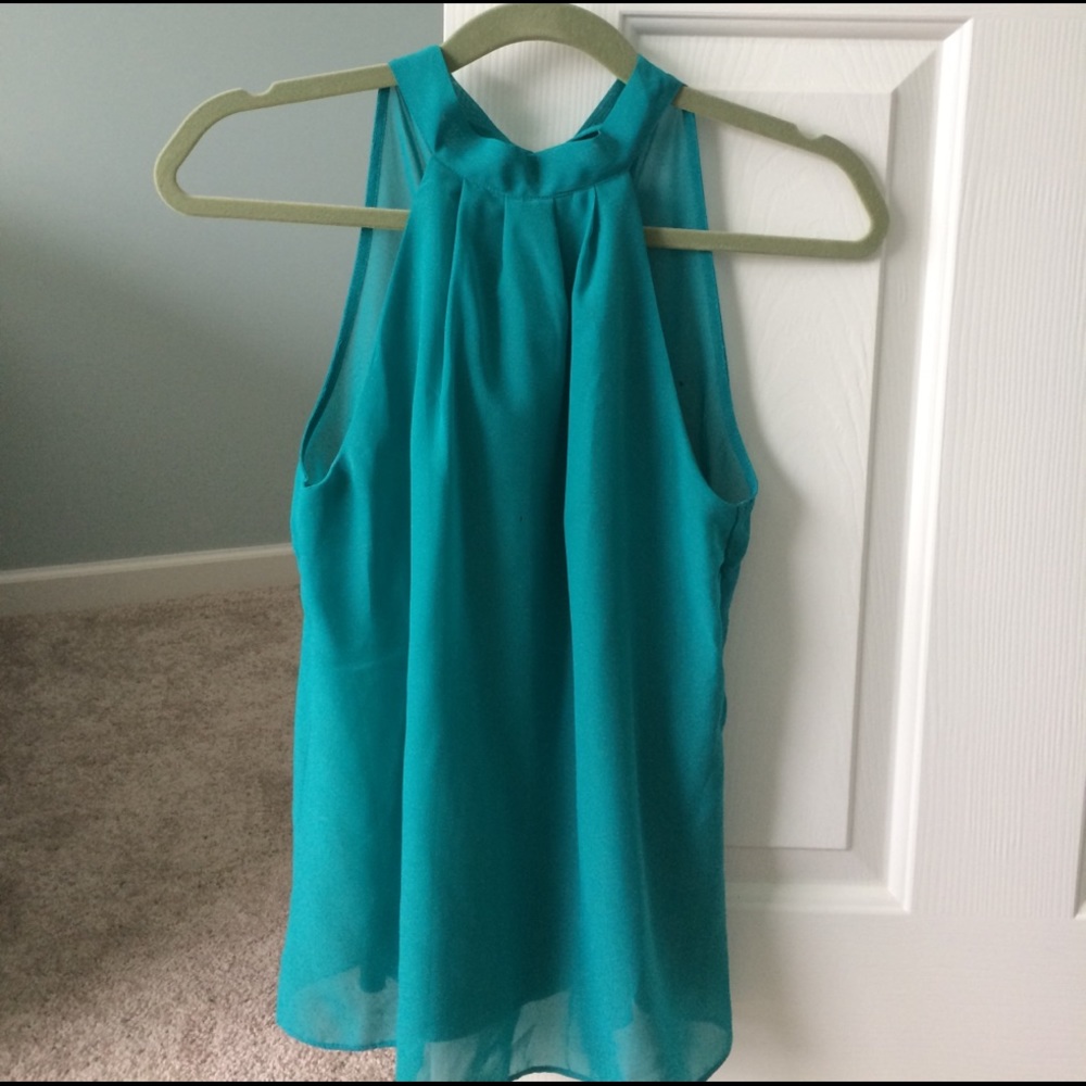 Aqua/turquoise tank