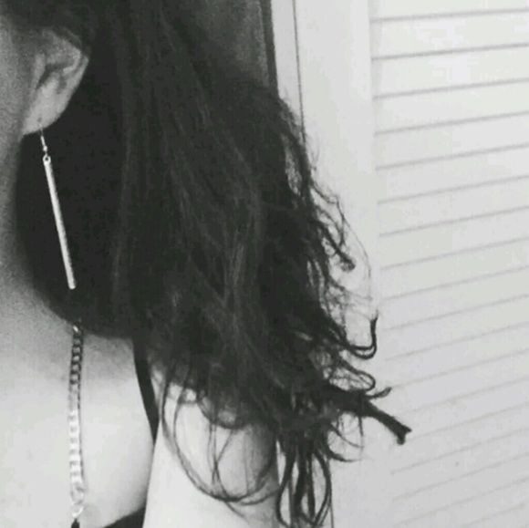 Brand New Gold Bar Drop Vertical Bar Earrings - Picture 2 of 3