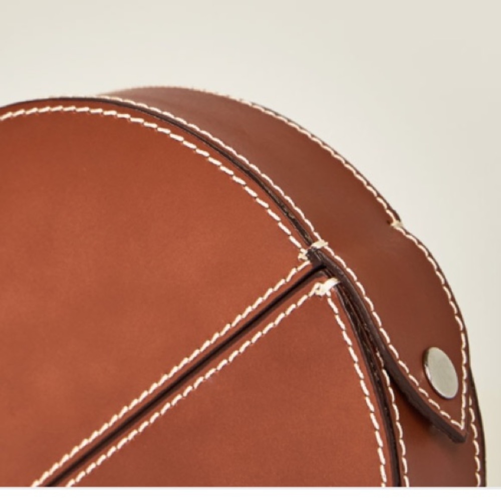 ✨HOST PICK✨NWT Zara Studio Leather Minaudière - Picture 5 of 7