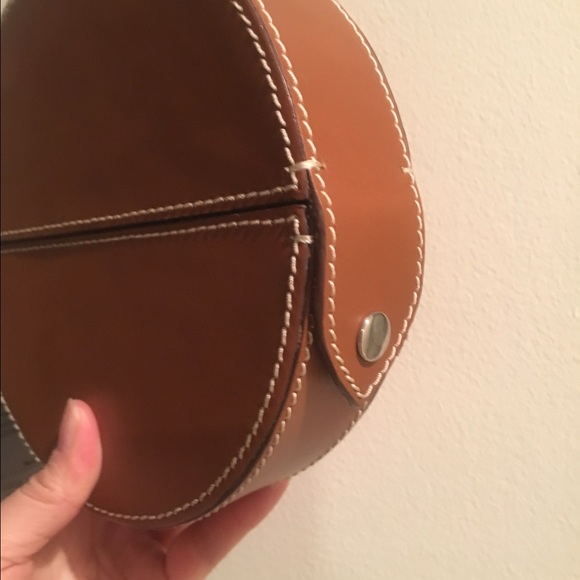 ✨HOST PICK✨NWT Zara Studio Leather Minaudière - Picture 3 of 7