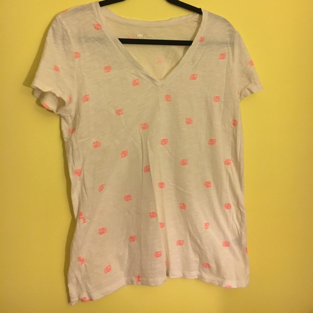 White and orange elephant v-neck tee