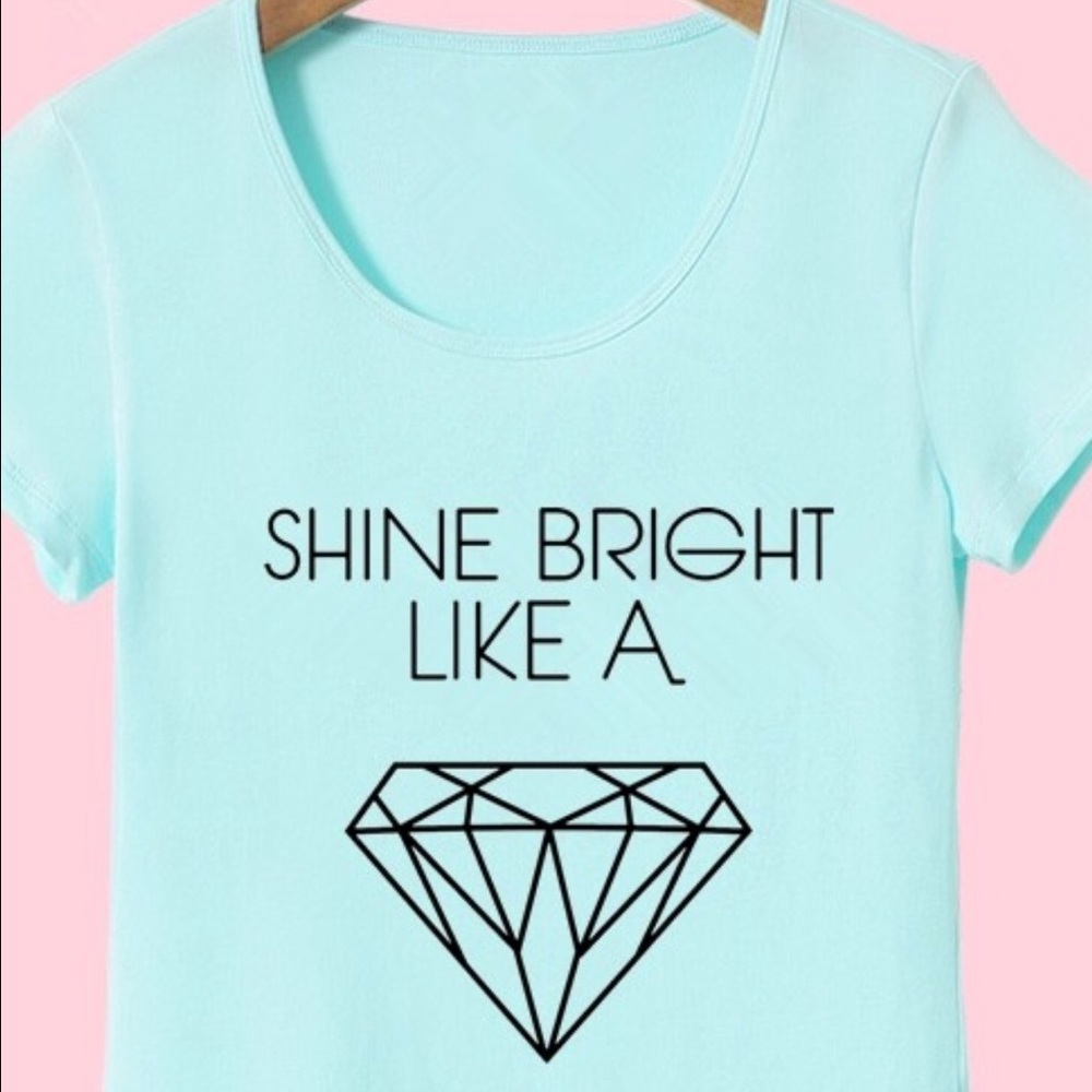 💥NEW💥GORGEOUS HUE OF BLUE TEE‼️