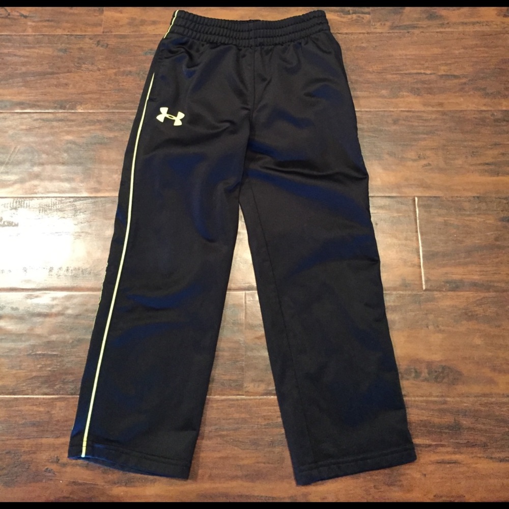 Size 4 Boys Under Armour pants