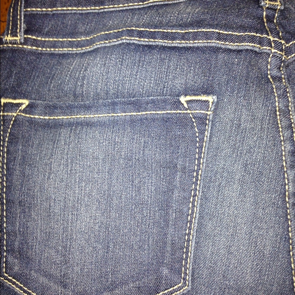 STANDERD. - Picture 4 of 4