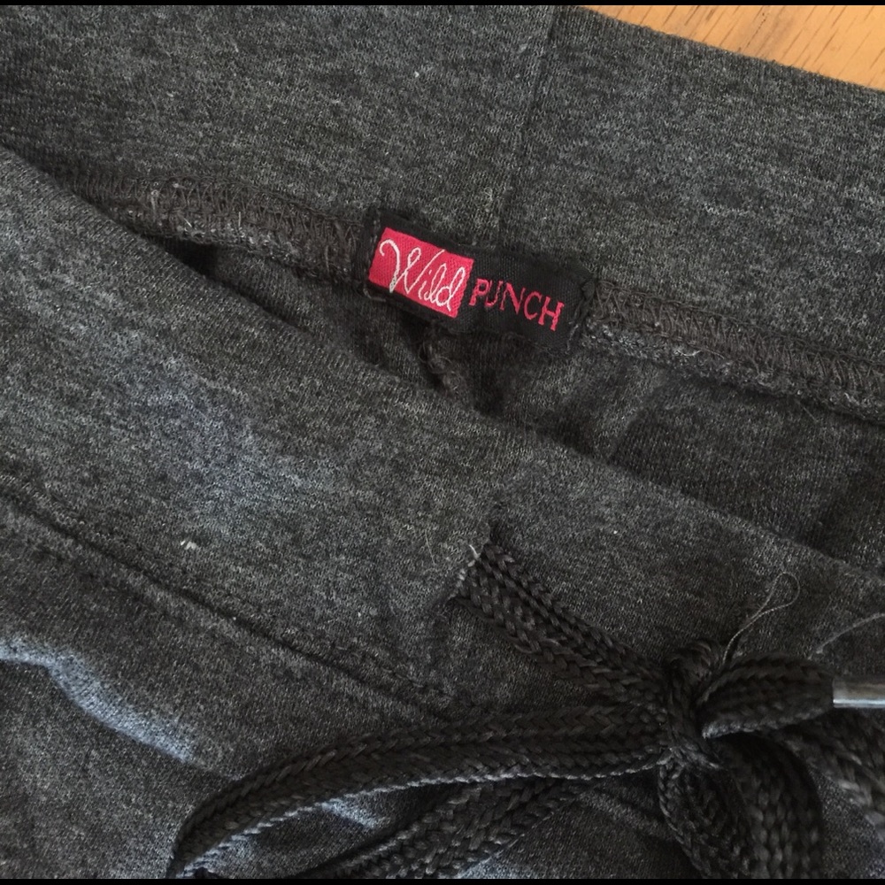 Wild punch Love sweat pants. - Picture 4 of 4