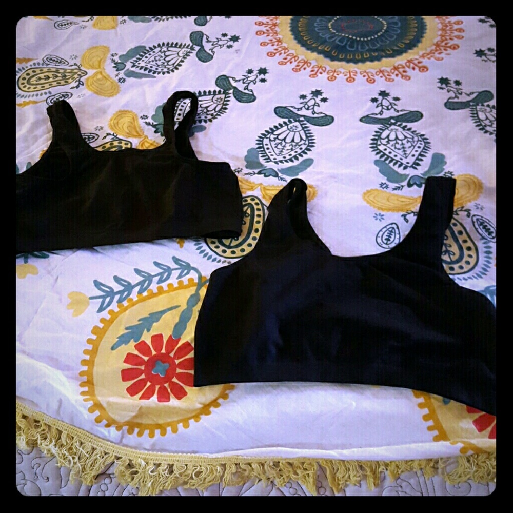 SOLD OFFERUP 2 sports bra