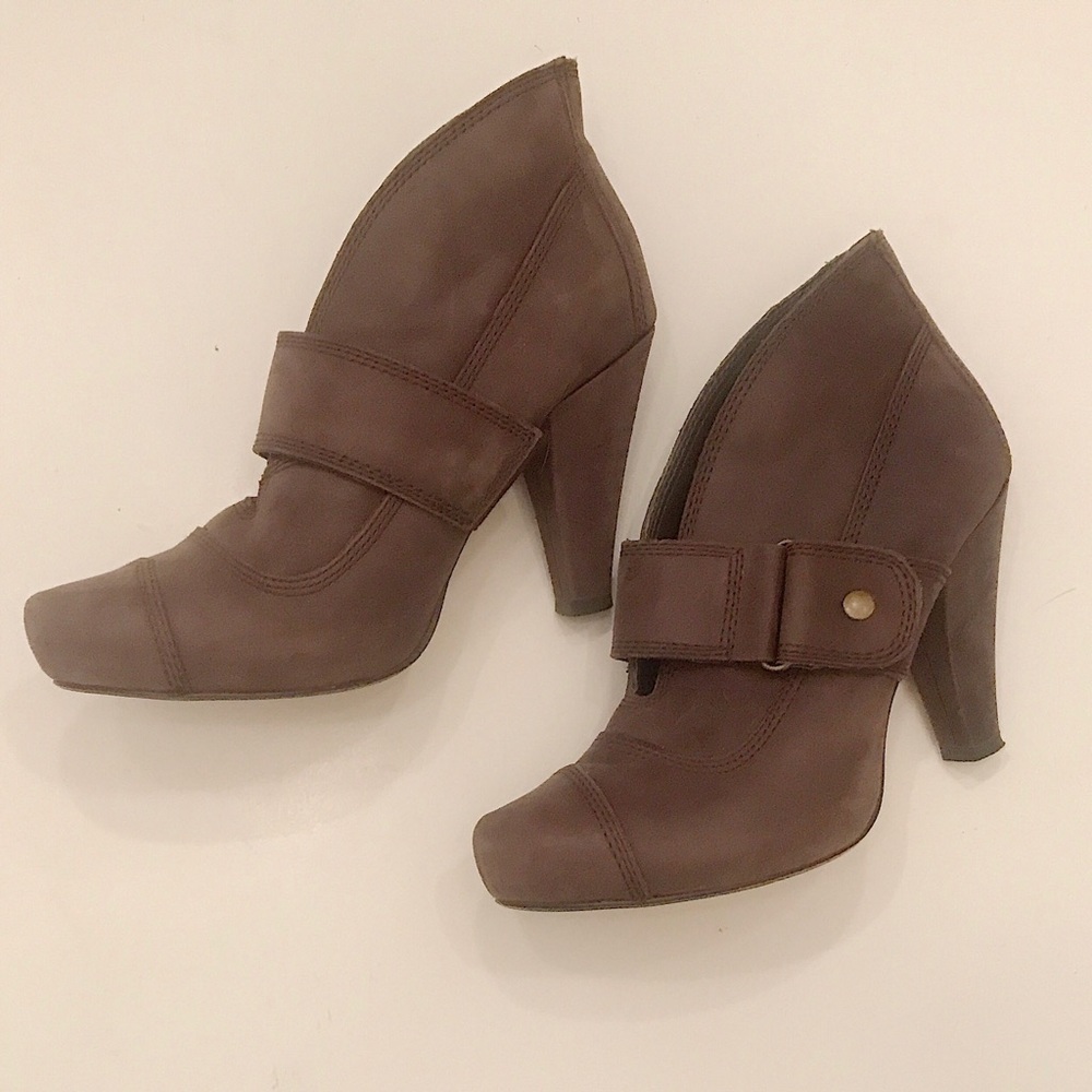 Seychelles Leather Booties