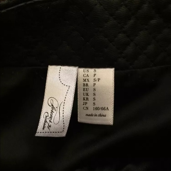 Forever 21 Faux Leather Skirt. Size S. EUC - Picture 3 of 3