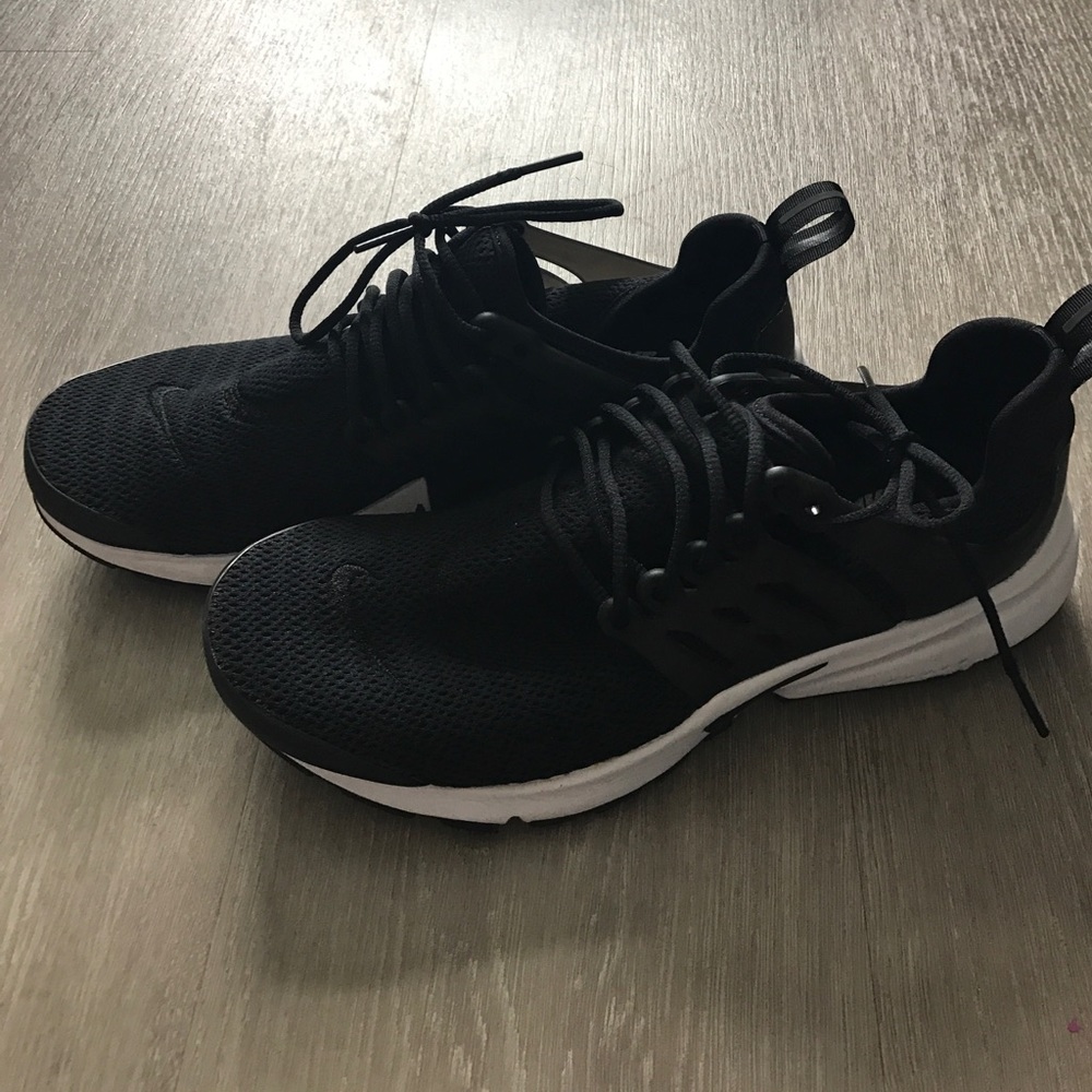 NIKE AIR PRESTO