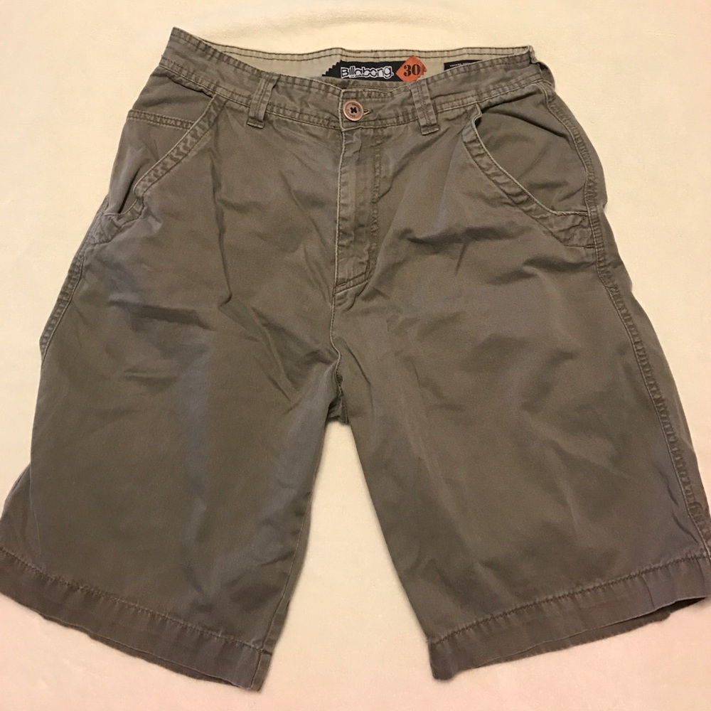 Billabong shorts waist size 30