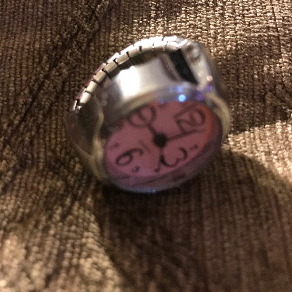 Cute watch/ring - Picture 3 of 5