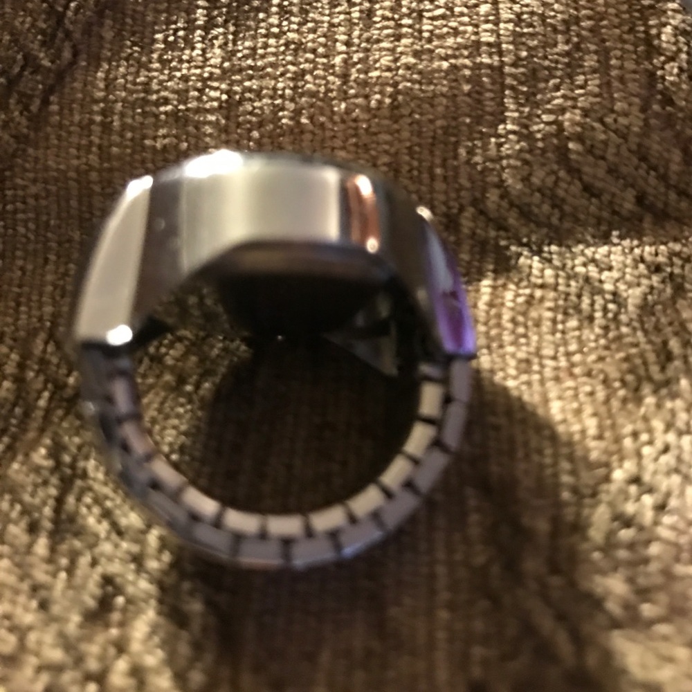 Cute watch/ring - Picture 4 of 5