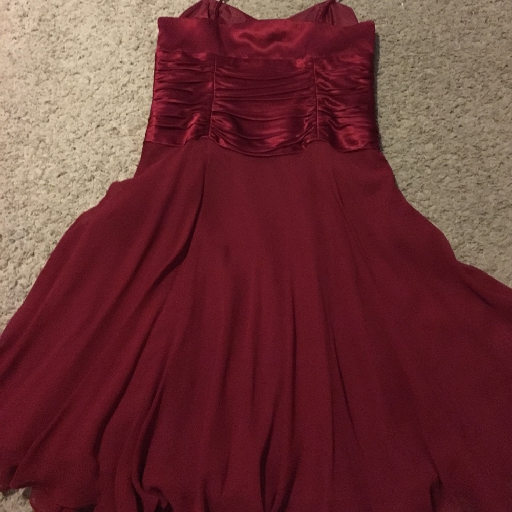 Red Party - Picture 4 of 4