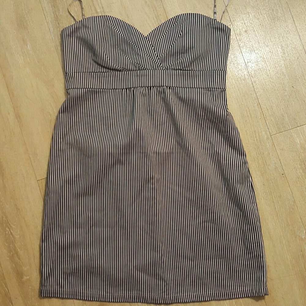 Volcom strapless dress