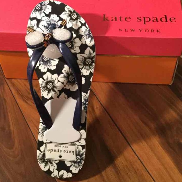KATE SPADE NY FLIP FLOPS - Picture 3 of 4