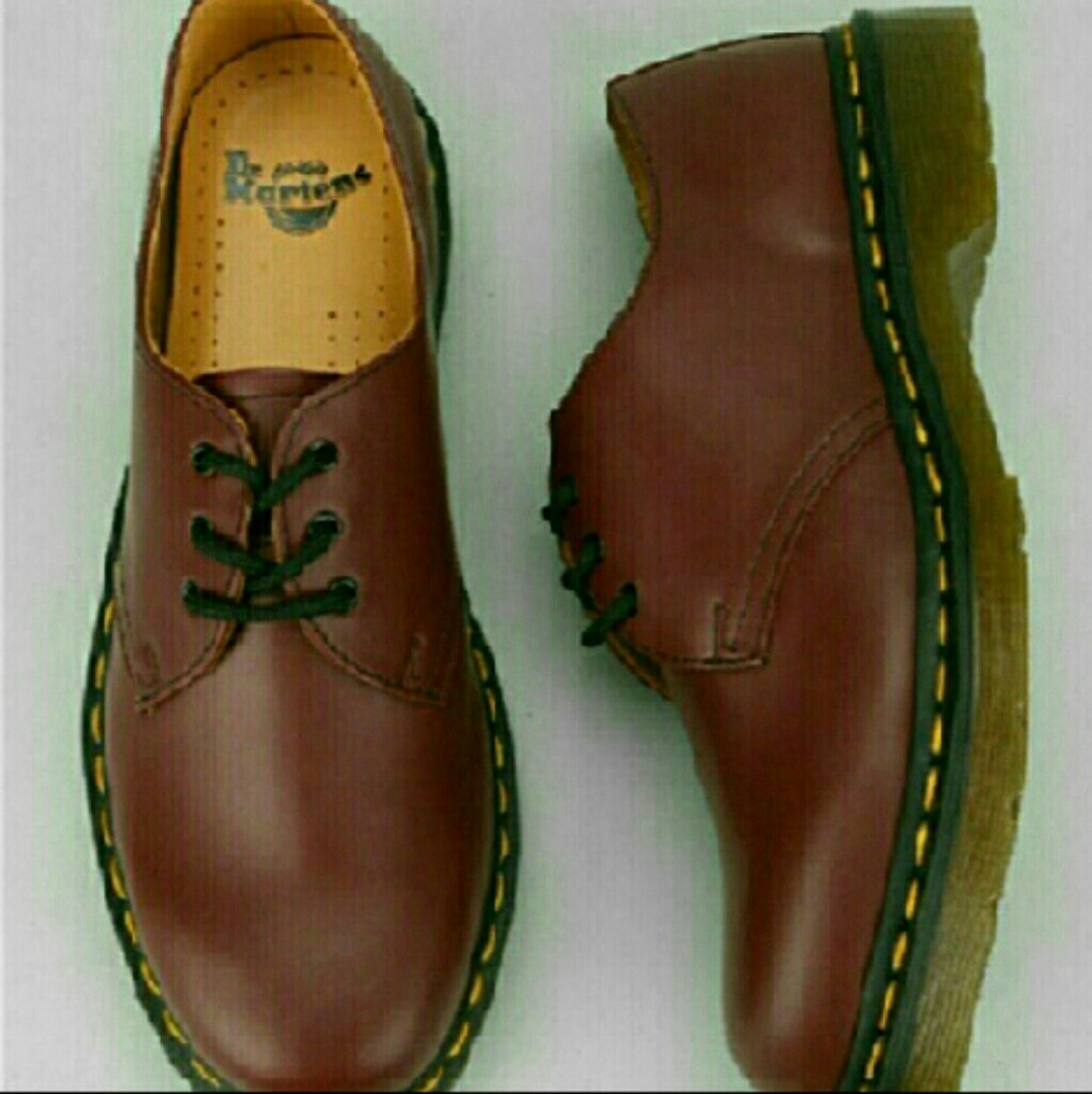 Cherry red/maroon Dr. Martens