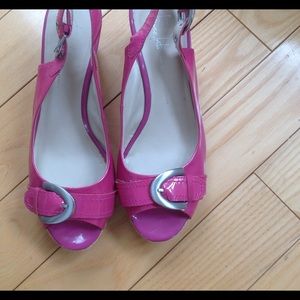 Pink peep toe sandals 10.5