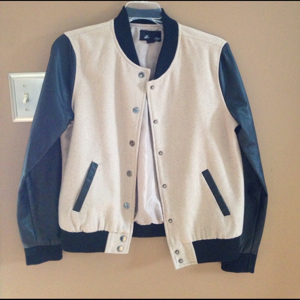 Forever 21 bomber jacket