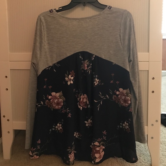 Jolt blouse - Picture 2 of 4