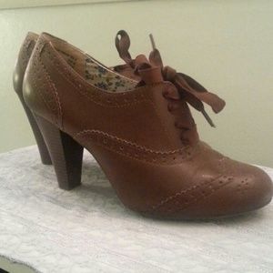Brown boots