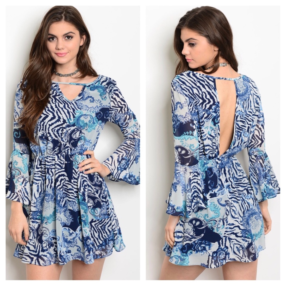 • BELL SLEEVE BABY DOLL DRESS •