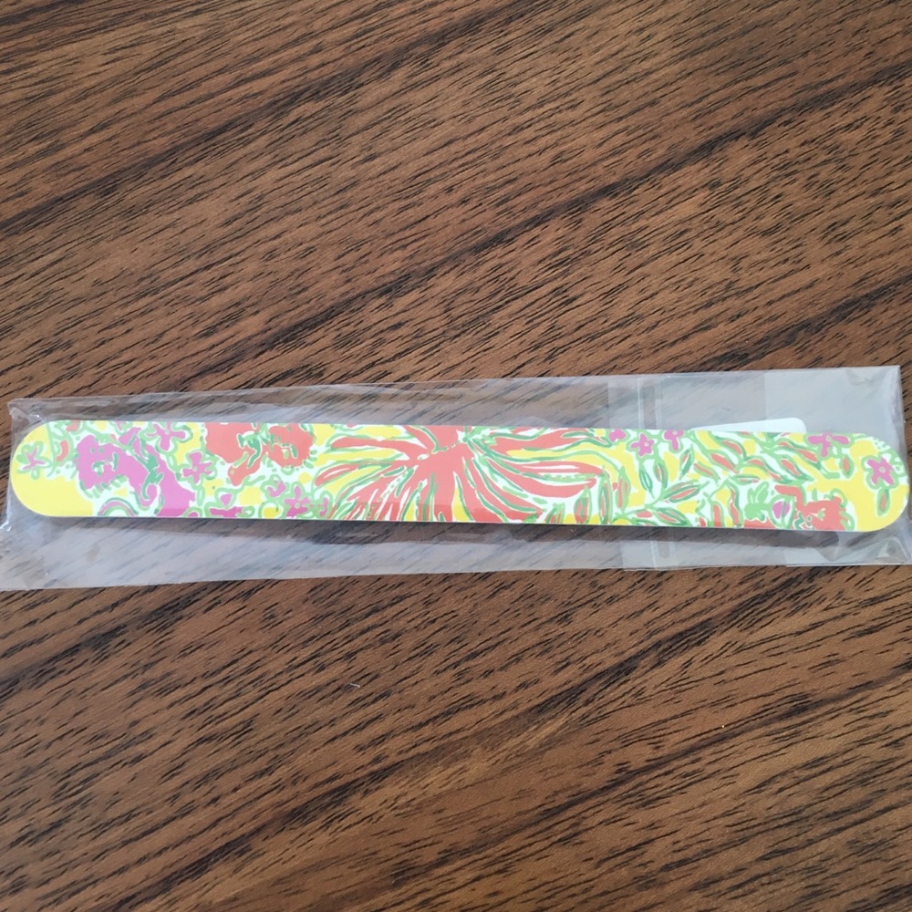 Lilly Pulitzer file.