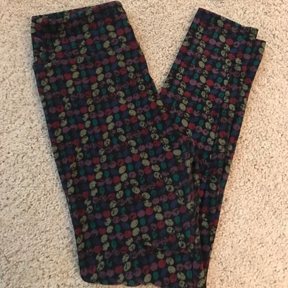 LuLaRoe polka dot leggings
