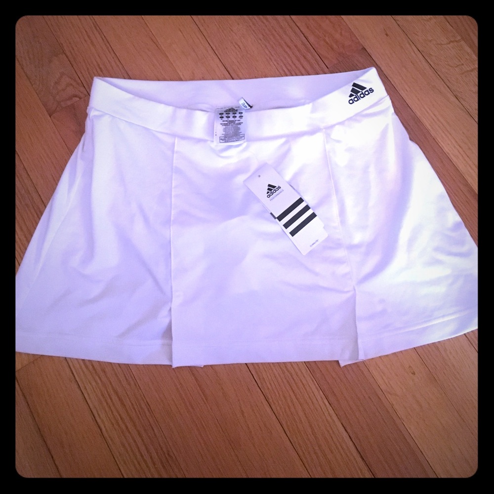 Medium adidas tennis skirt