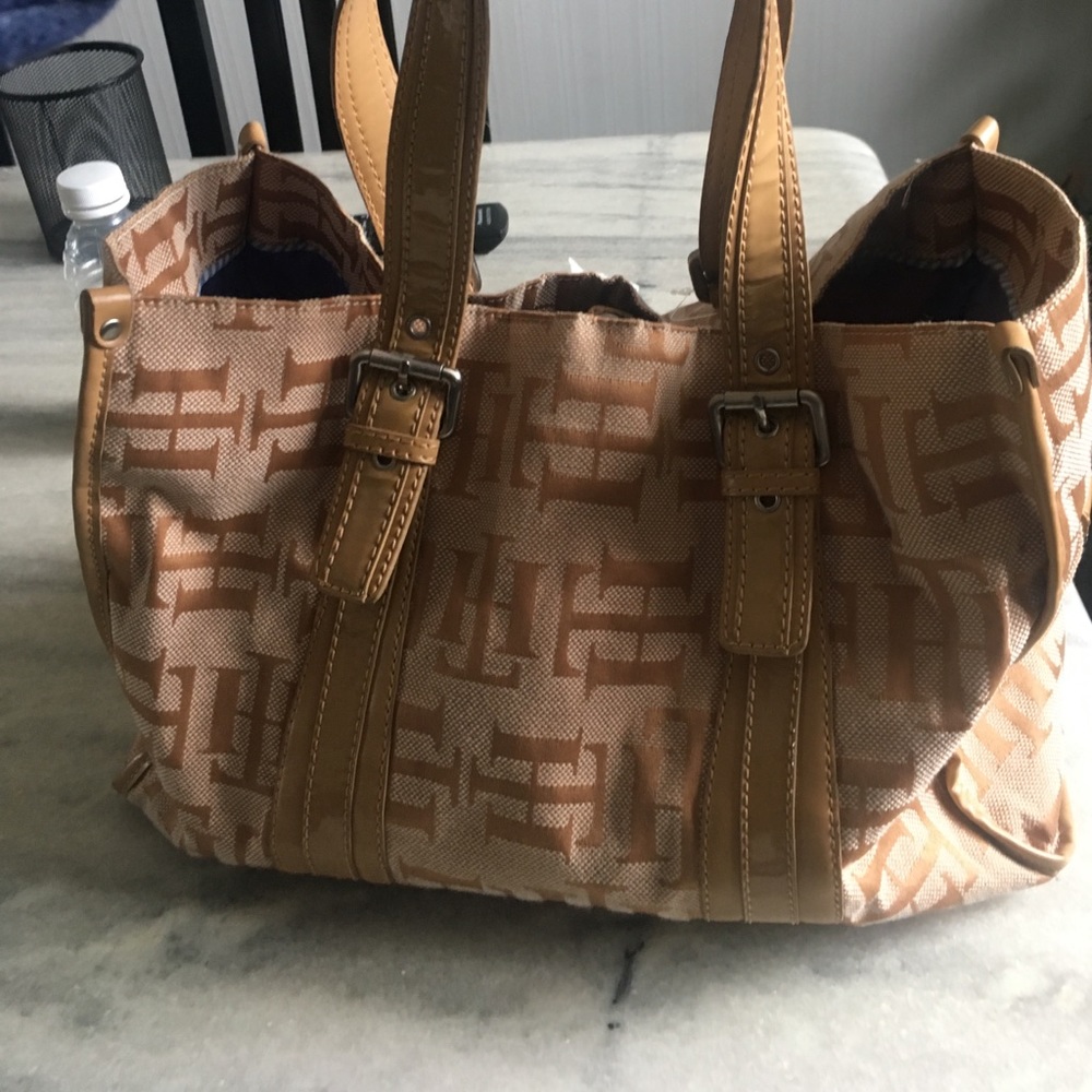 Tommy Hilfiger tan satchel