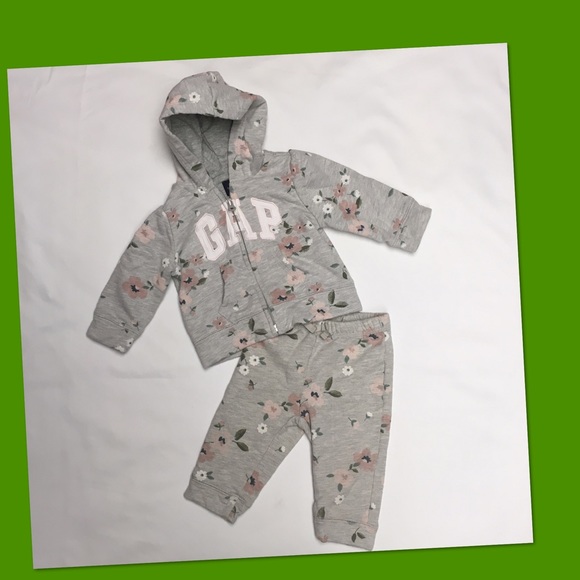 baby girl gap sweat suits