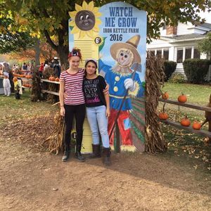 Meet your Posher, Alexis