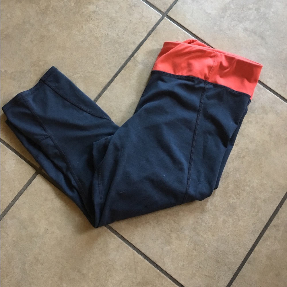 GAP body capri's