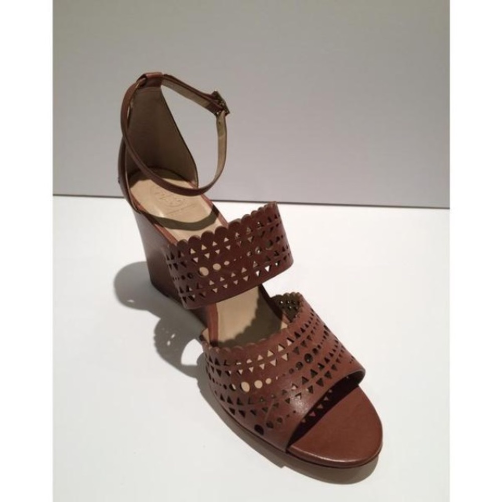 Tory Burch Perforated Wedge Leather Sandal - Sizes 10.5, 11 - NEW - - Picture 4 of 7