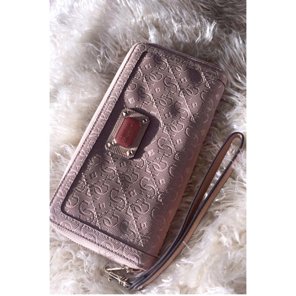 Guess Wallet