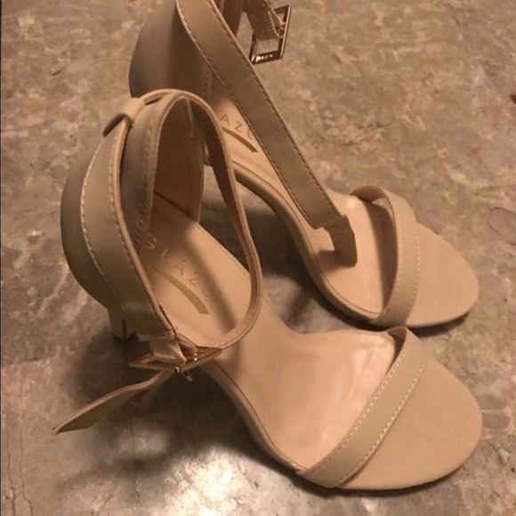 nude heeled sandals - Picture 2 of 2