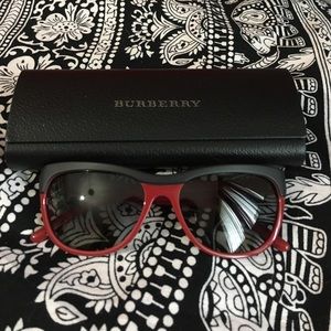 Burberry women's sunglasses
