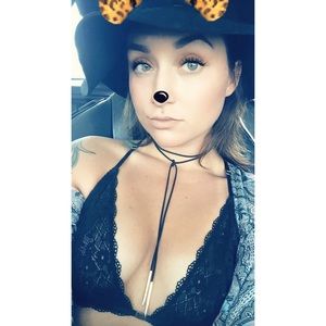 Meet your Posher, Jacqueline