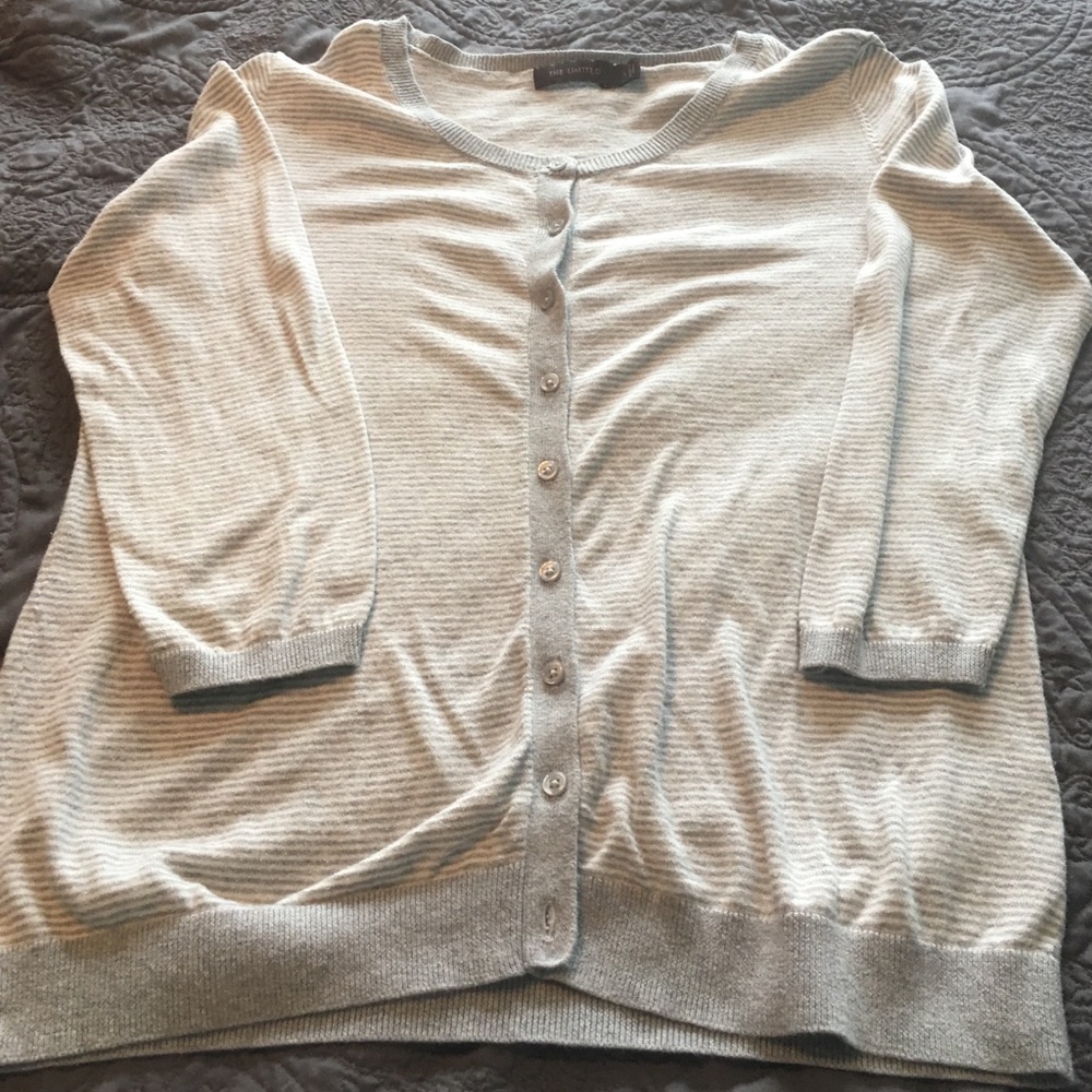 Cardigan sweater