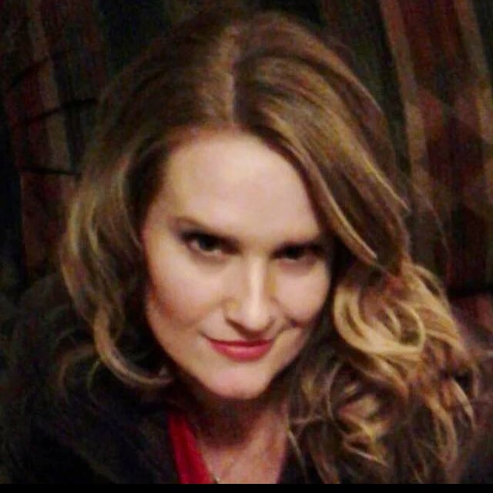 Meet your Posher, Catherine