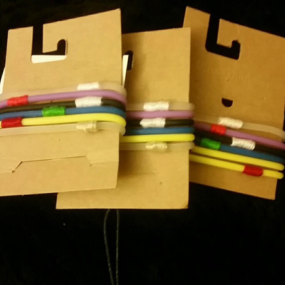 Urban Outfitters Hair Accessories & Cute Earrings!