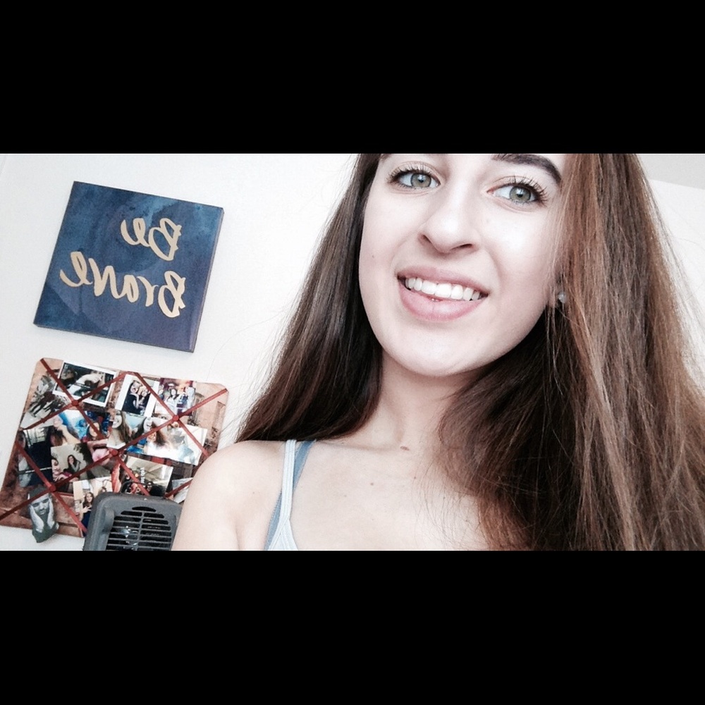 Meet your Posher, Jade