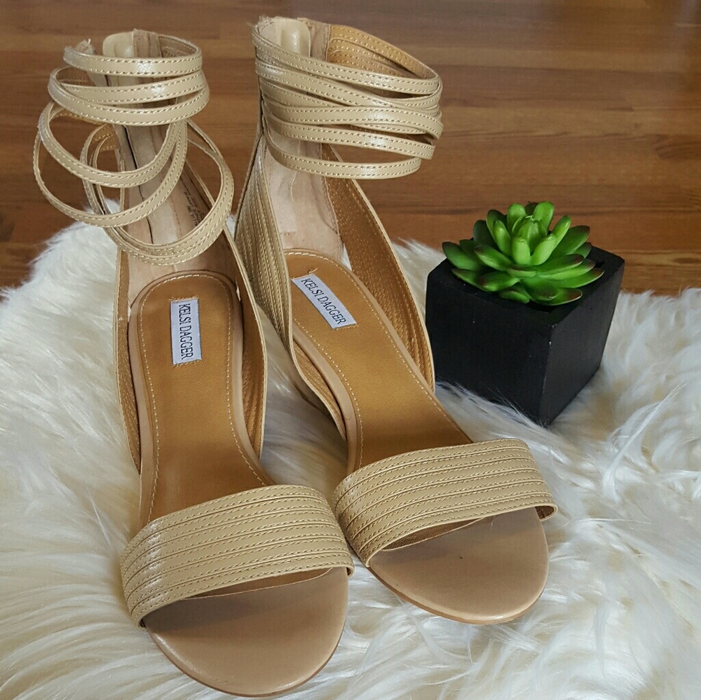 Kelsi Dagger Tallia Wedge Leather Sandal