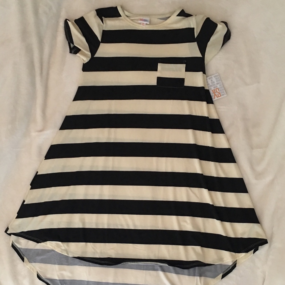 NWT lularoe wide stripe carly size xs