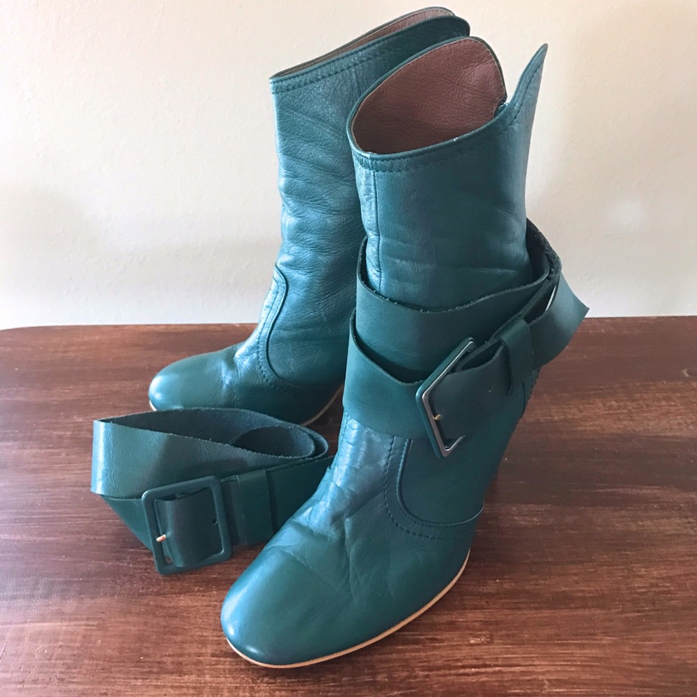 KariAng Japan✨Green heeled short boots w/straps 5