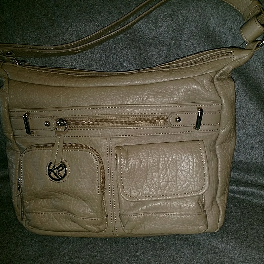 💮💮New w/o tags vegan leather💮💮